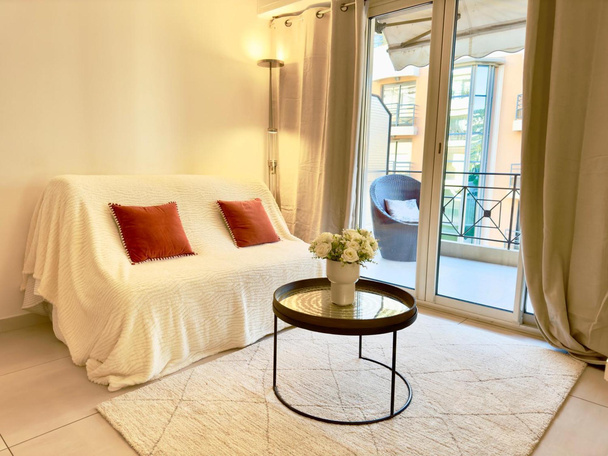 Superbe Appartement Avec Terrasse 1Mn Des Plages De La Croisette Κάννες Εξωτερικό φωτογραφία