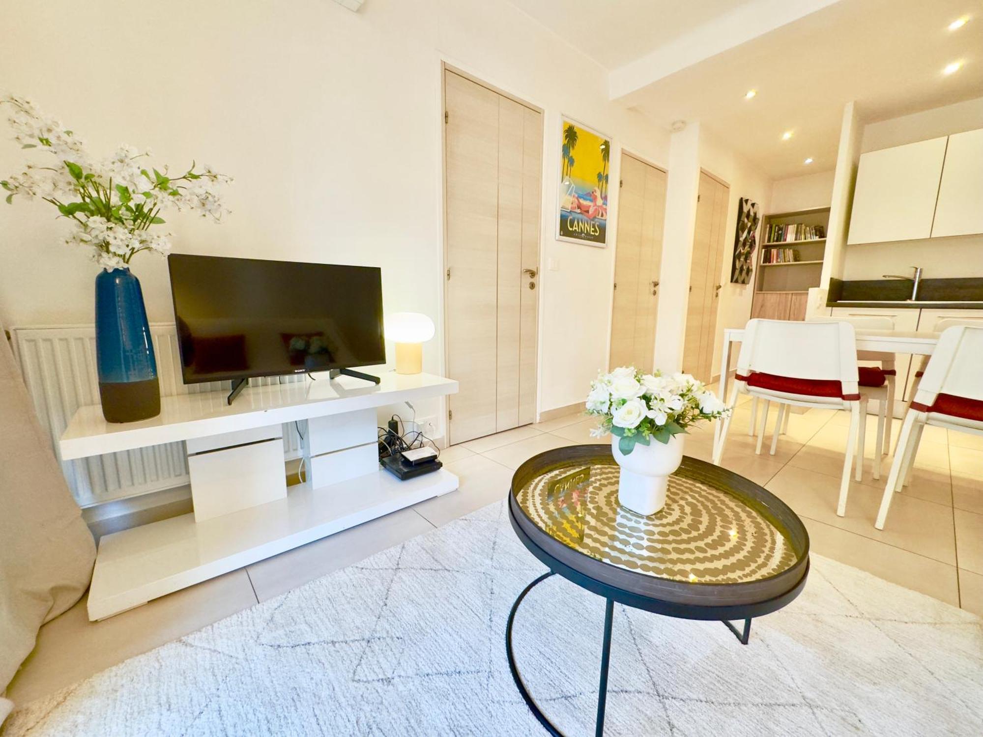 Superbe Appartement Avec Terrasse 1Mn Des Plages De La Croisette Κάννες Εξωτερικό φωτογραφία