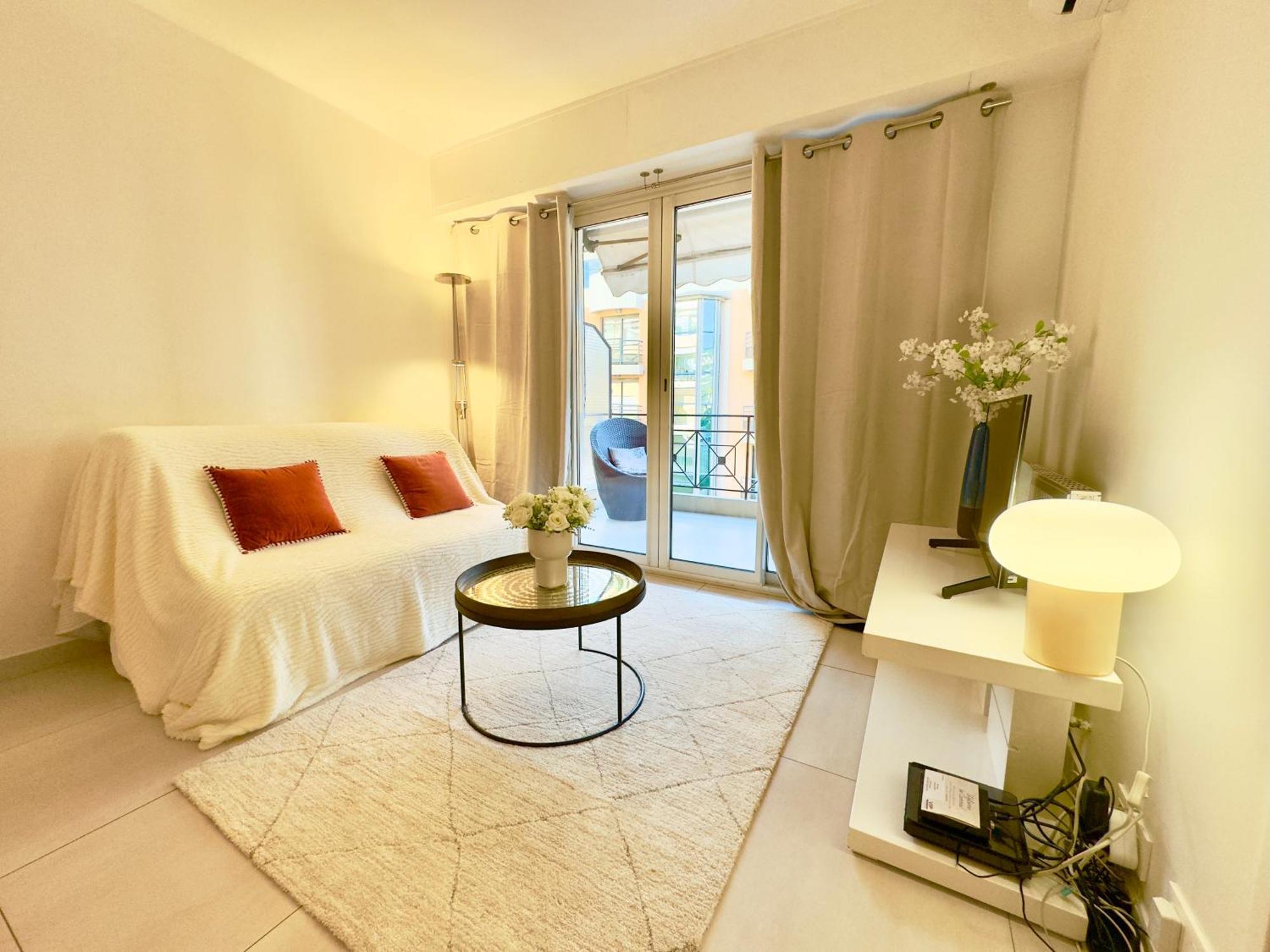 Superbe Appartement Avec Terrasse 1Mn Des Plages De La Croisette Κάννες Εξωτερικό φωτογραφία